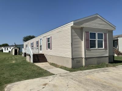 Mobile Home at 321 Bridlewood Dr San Marcos, TX 78666