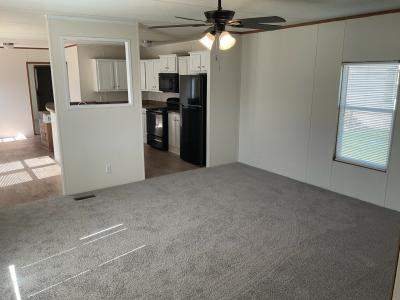 Photo 3 of 10 of home located at 321 Bridlewood Dr San Marcos, TX 78666