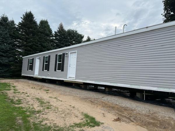 2025 Champion RAP1666H32212 Mobile Home