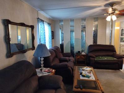 Photo 5 of 8 of home located at 7000 20th St. Lot 752 Vero Beach, FL 32966