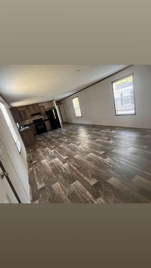 Photo 1 of 2 of home located at 3451 Ridge Ave., Lot #44 Lot Wi44 Springfield, IL 62702