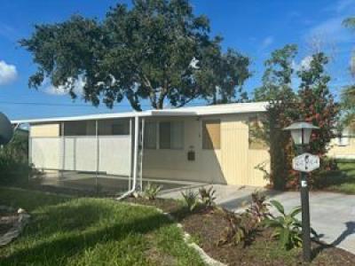 Mobile Home at 508 44th Ave. E. Lot C-08 Bradenton, FL 34203