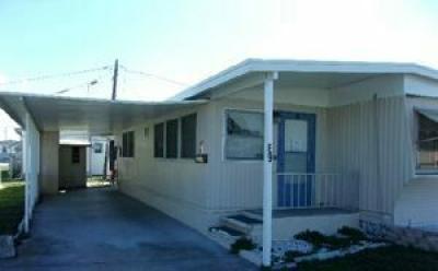 Photo 3 of 8 of home located at 508 44th Ave. E. Lot E-09 Bradenton, FL 34203