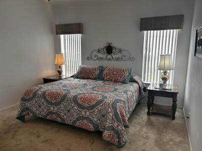 Photo 3 of 8 of home located at 9533 Front Nine Lane Dade City, FL 33525