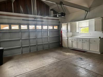 Photo 5 of 8 of home located at 9533 Front Nine Lane Dade City, FL 33525