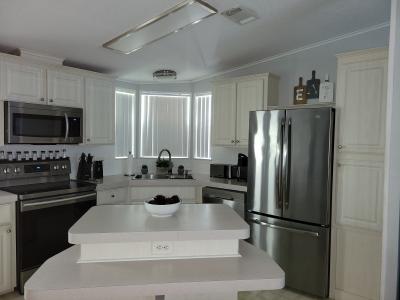Photo 2 of 16 of home located at 30 Imperial Ave Palmetto, FL 34221