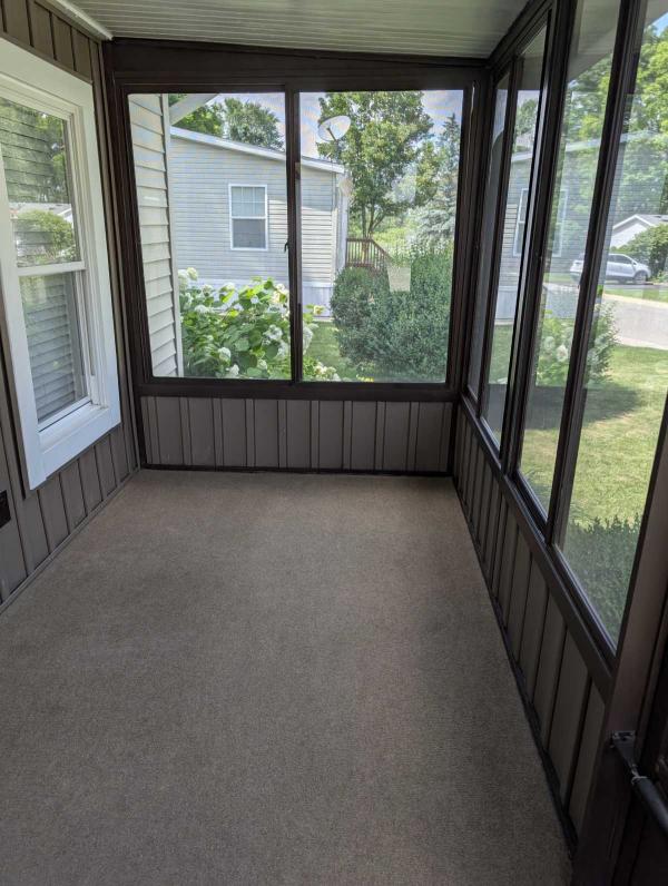 1986 Holly Park Mobile Home