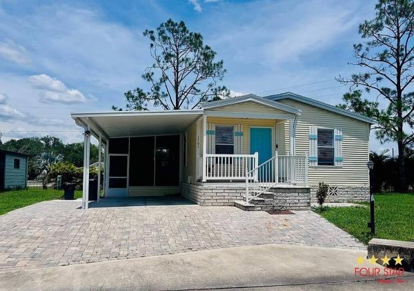 Photo 1 of 2 of home located at 1701 Conifer Ave Kissimmee, FL 34758