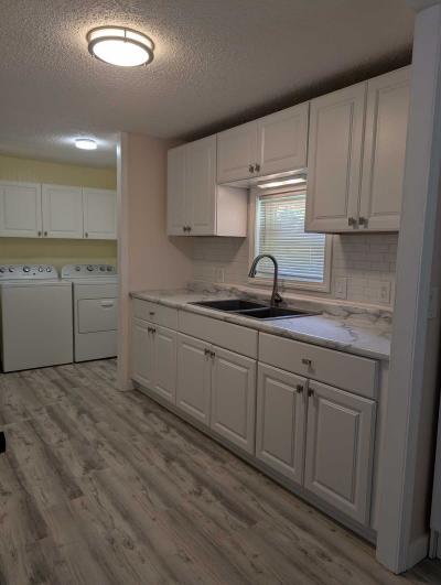 Photo 3 of 5 of home located at 2 Emerald Circle Whitmore Lake, MI 48189