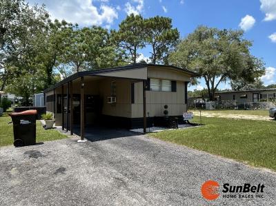 Photo 3 of 42 of home located at 5431 NE 35th Street, Lot 22 Silver Springs, FL 34488