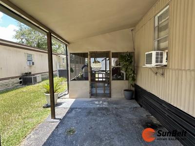 Photo 4 of 42 of home located at 5431 NE 35th Street, Lot 22 Silver Springs, FL 34488