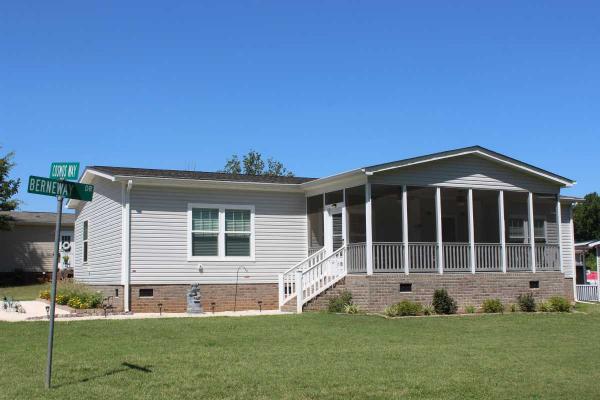 2022 Clayton Carolina Magnolia Mobile Home
