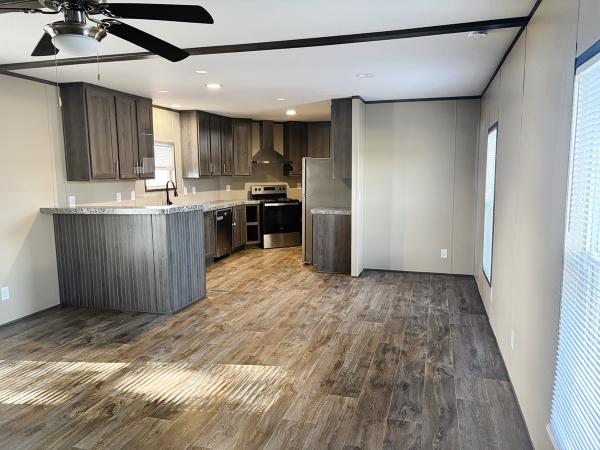2022  Mobile Home For Sale