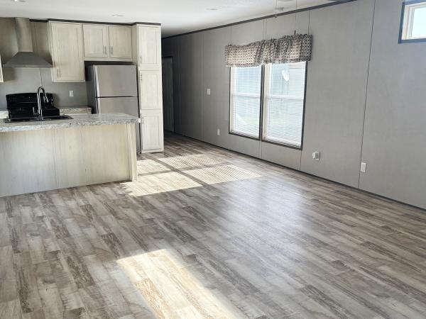 2022  Mobile Home For Sale