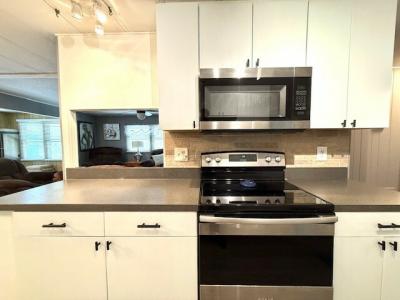 Photo 3 of 20 of home located at 1071 Donegan Rd Lot 938 Largo, FL 33771
