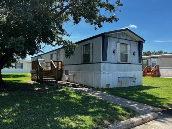 1999  Mobile Home For Rent