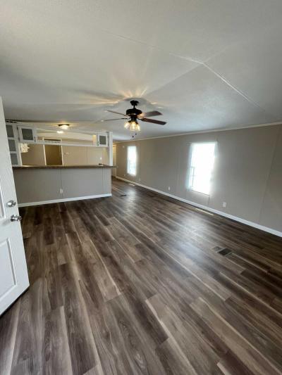 Photo 5 of 14 of home located at 4800 S Foster Rd Oklahoma City, OK 73129