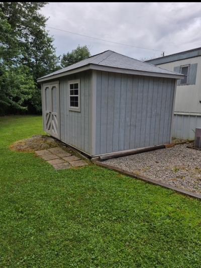 Photo 3 of 14 of home located at 5852 Cleveland Rd Lot 99 Wooster, OH 44691