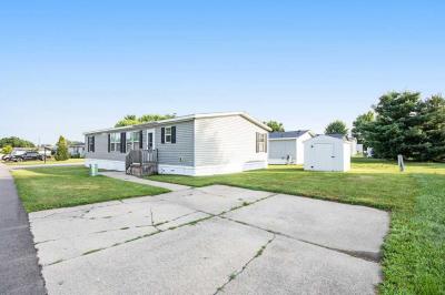 Photo 2 of 29 of home located at 234 Roosevelt Dr Davison, MI 48423
