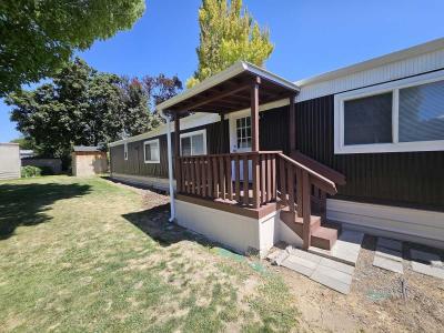 Photo 2 of 7 of home located at 7610 W. Nob Hill Blvd #100 Yakima, WA 98908