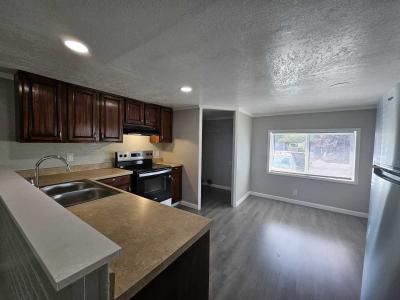 Photo 4 of 7 of home located at 7610 W. Nob Hill Blvd #100 Yakima, WA 98908