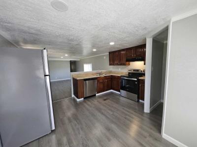 Photo 3 of 7 of home located at 7610 W. Nob Hill Blvd #100 Yakima, WA 98908