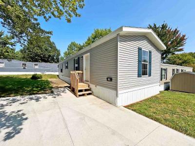 Photo 3 of 27 of home located at 399 Westwoods Amherst, OH 44001