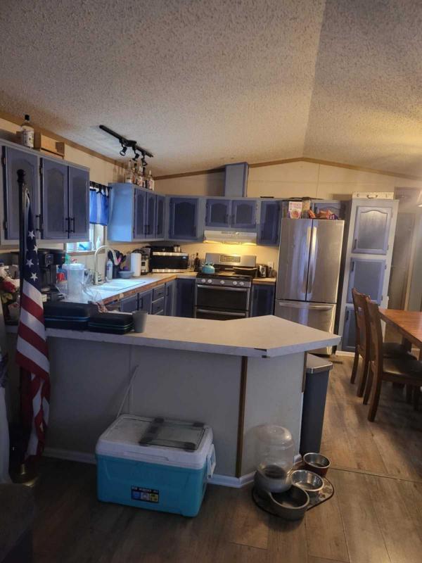 1996 FRHT Mobile Home For Sale
