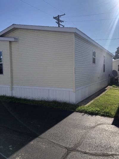 Photo 4 of 9 of home located at 2700 Brookpark Rd #407 Cleveland, OH 44134