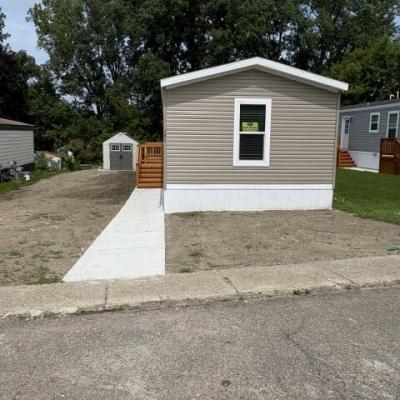 Mobile Home at 345 Boyne New Hudson, MI 48165