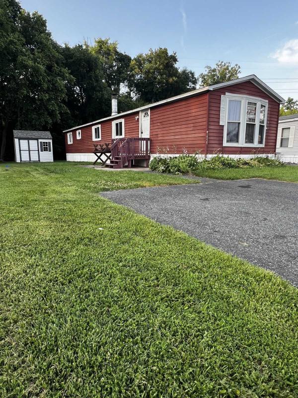  Mobile Home For Sale