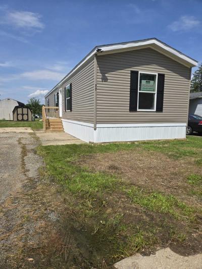 Mobile Home at 22 Rolling Park Drive North Massillon, OH 44647