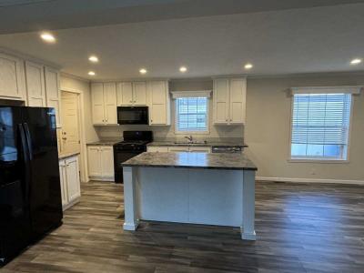Mobile Home at 312 Kingsway Dr North Mankato, MN 56003
