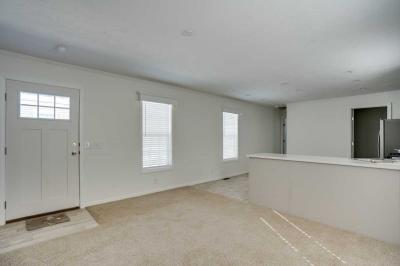 Photo 2 of 14 of home located at 250 Kingsway Dr North Mankato, MN 56003