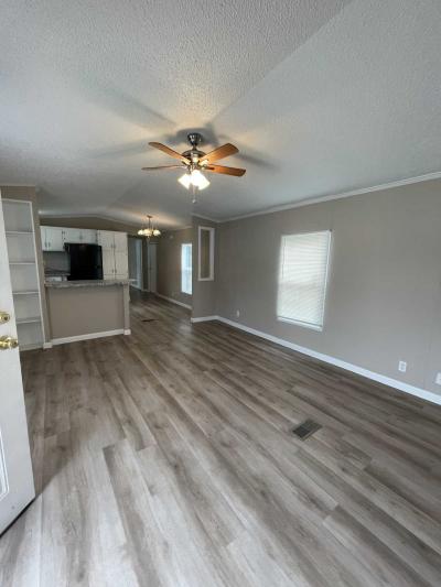 Photo 3 of 15 of home located at 4800 S Foster Rd 323 Oklahoma City, OK 73129