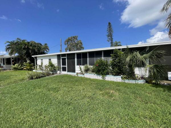 1979 HOME 2BR/2BA w/Bonus Mobile Home