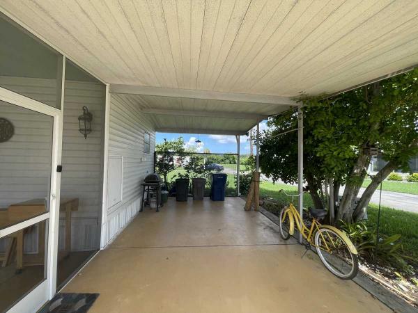1979 HOME 2BR/2BA w/Bonus Mobile Home