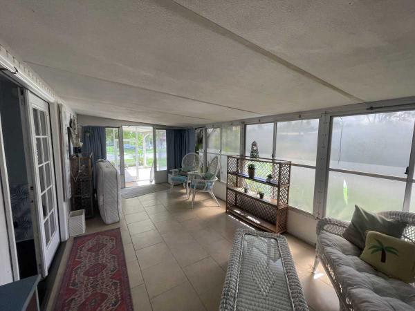 1979 HOME 2BR/2BA w/Bonus Mobile Home