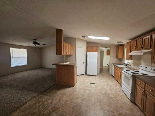  Redman Shadow Ridge Manufactured Home