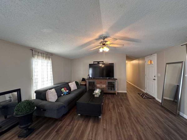 2004 Clayton Manufactured Home