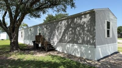 Mobile Home at 1204 S Laurent St Lot 7 Victoria, TX 77901