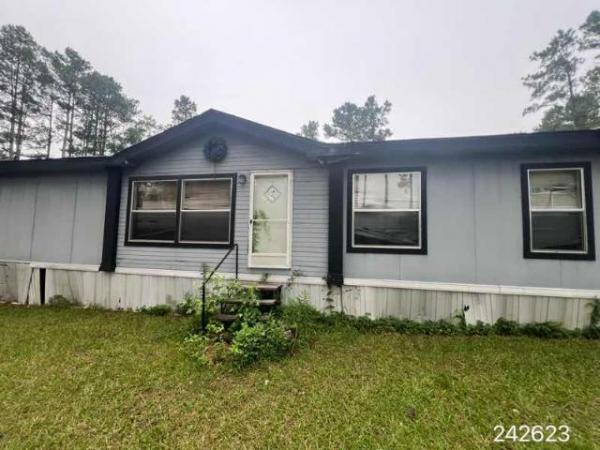 1997 REDMAN Mobile Home For Sale