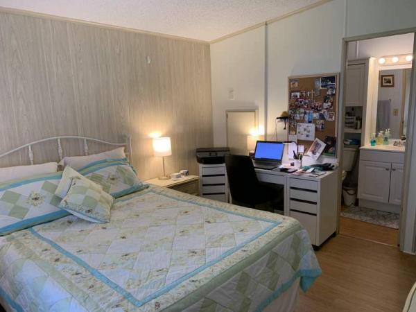 1986 Palm Harbor Manufactured Home