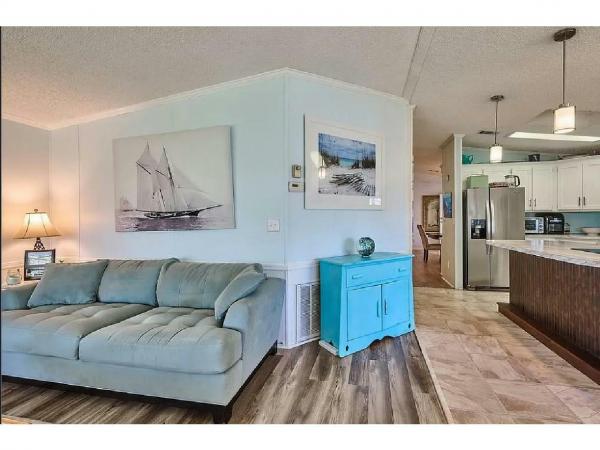 1989 Fleetwood Glenbrook Manufactured Home