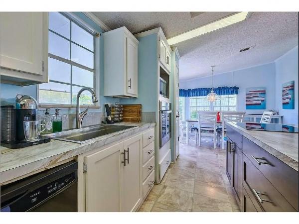 1989 Fleetwood Glenbrook Manufactured Home