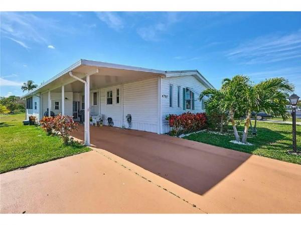 1989 Fleetwood Glenbrook Manufactured Home