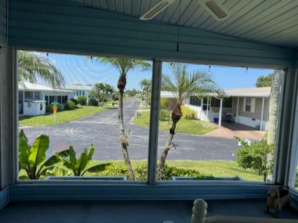 1993 Palm Harbor Manufactured Home