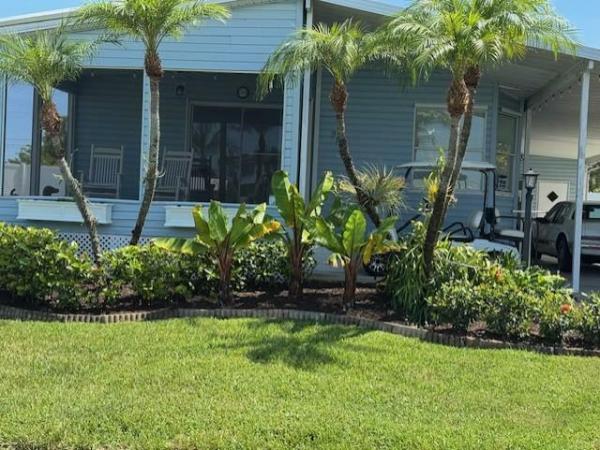 Photo 1 of 2 of home located at 915 Sun Acres Lane Boynton Beach, FL 33436