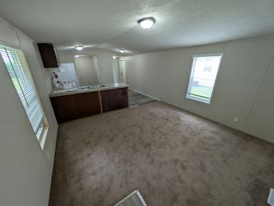 Photo 4 of 25 of home located at 111 Country Elms Galesburg, IL 61401