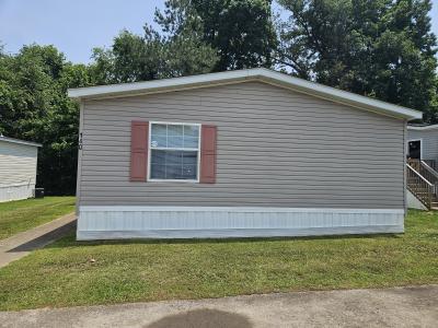 Mobile Home at 140 Lynnwood Circle #66 Clarksville, TN 37040